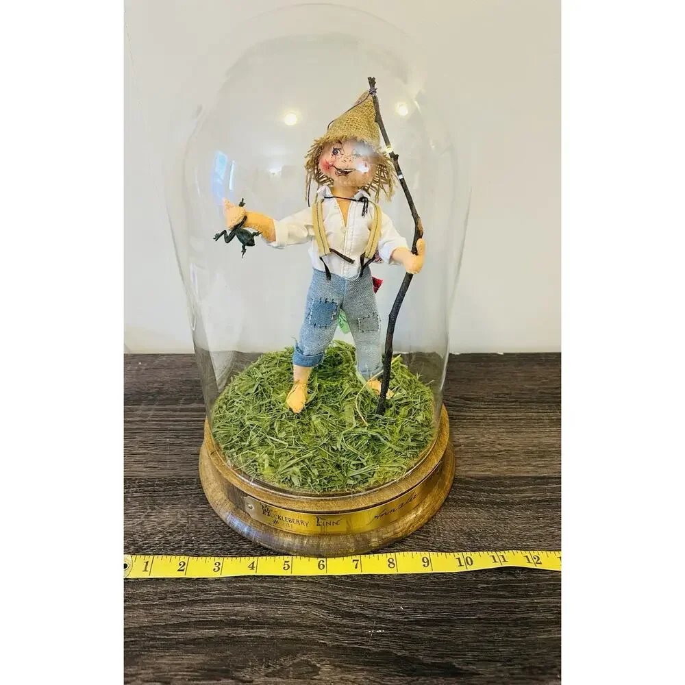 Annalee Dolls 1986 Huckleberry Finn Doll Glass Globe #281 Collectible Home Decor